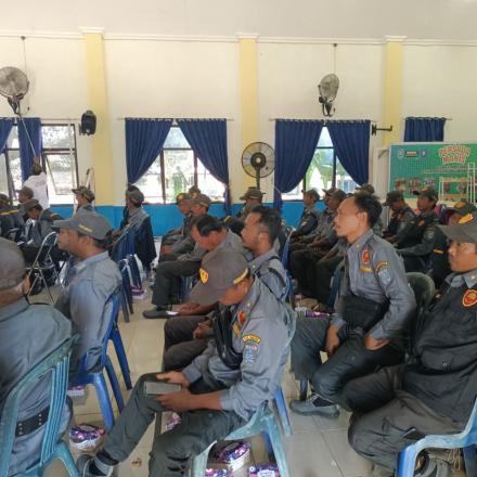 Linmas Gunung Ulin Ikuti Rapat Kordinasi Satlinmas di Kecamatan Mataraman